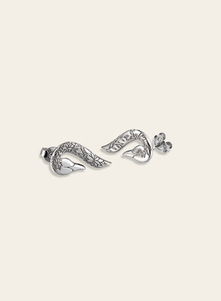 Joutsenet stud earring, silver