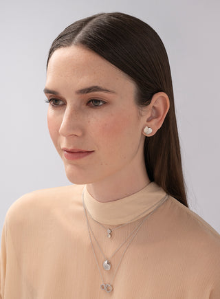 Hali pendant medium size, silver