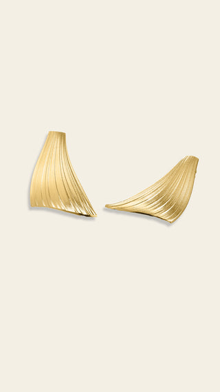 Large Bohemian earring, yellow gold-plated bronze